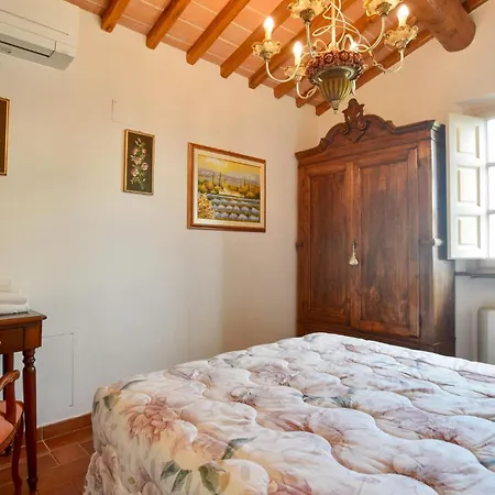 Lovely In Santo Stefano With Wifi *